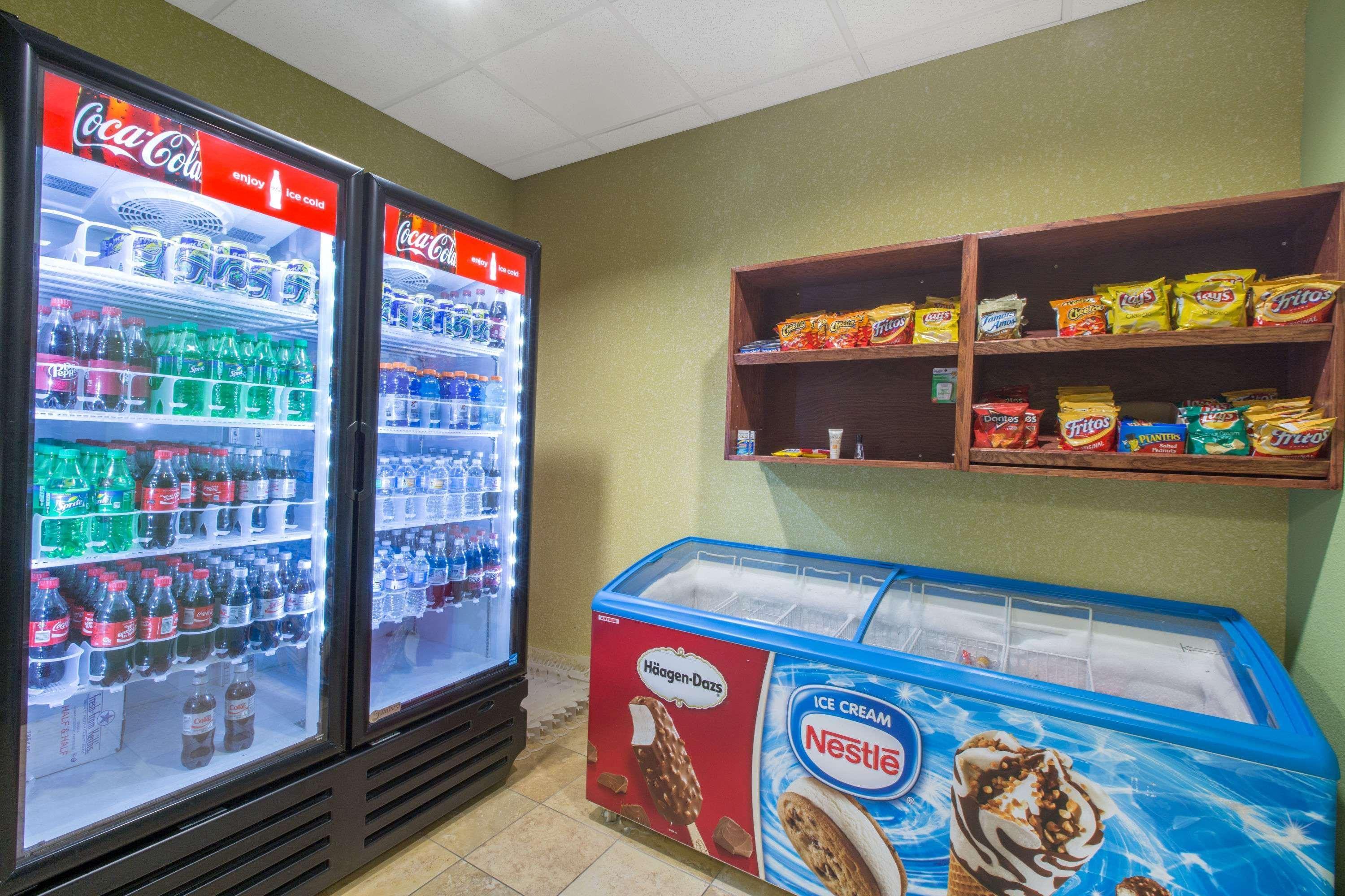 Hawthorn Extended Stay By Wyndham Corpus Christi Padre Isle Bagian luar foto