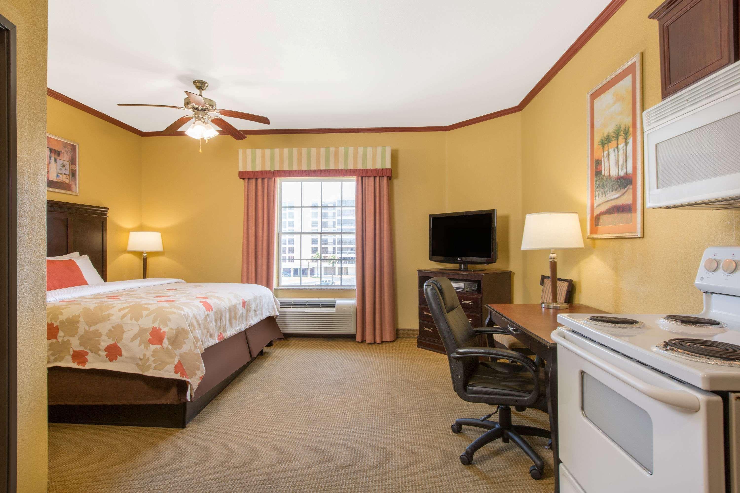 Hawthorn Extended Stay By Wyndham Corpus Christi Padre Isle Bagian luar foto